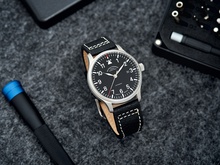 Men's watch / unisex  MÜHLE-GLASHÜTTE, Terrasport II / 40 mm, SKU: M1-37-44-LB | watchphilosophy.co.uk