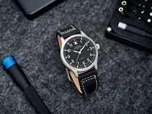 Men's watch / unisex MÜHLE-GLASHÜTTE, Terrasport II / 40 mm, SKU: M1-37-44-LB | watchphilosophy.co.uk