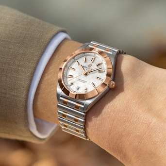 Ladies' watch BREITLING, Chronomat / 32mm, SKU: U77310101A2U1 | watchphilosophy.co.uk