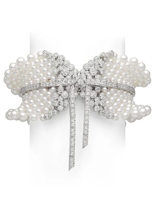 Women Jewellery MIKIMOTO, Jeux de Rubans, SKU: WDP8540DW2 | watchphilosophy.co.uk