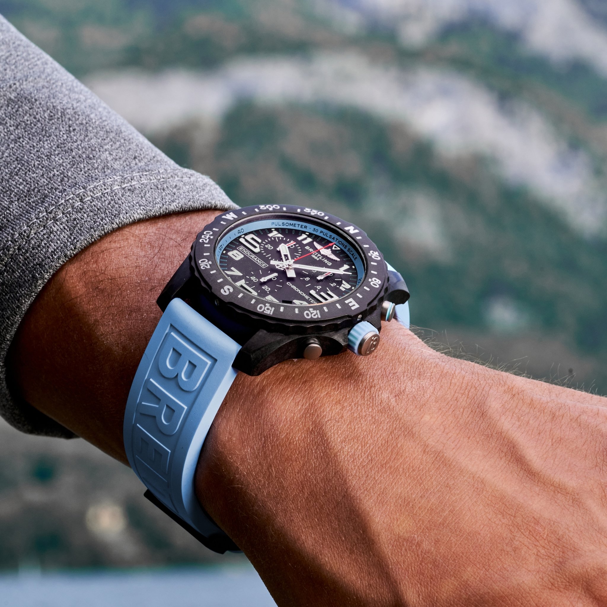 Men's watch / unisex BREITLING, Endurance Pro / 44mm, SKU: X82310281B1S1 | watchphilosophy.co.uk