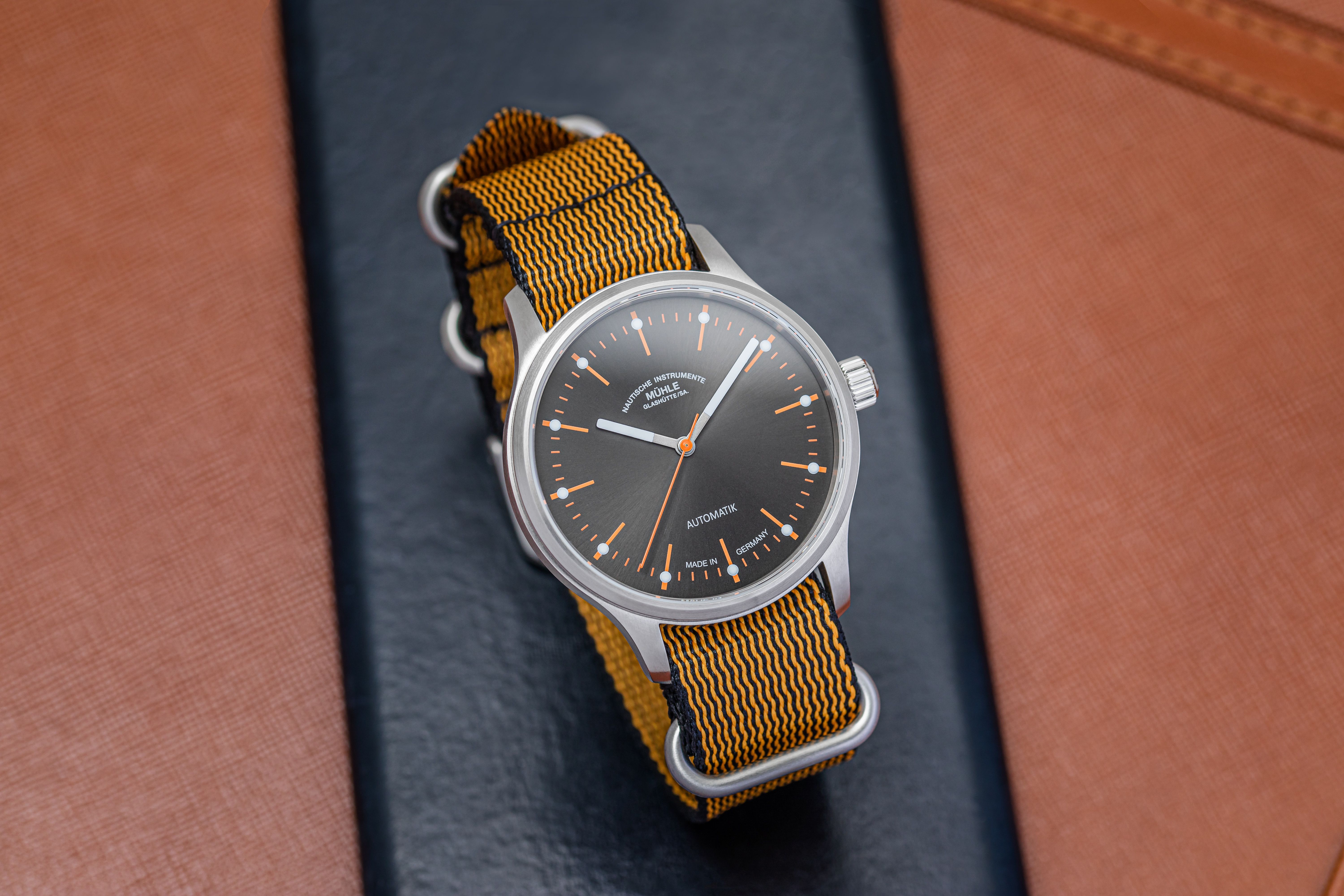 Men's watch / unisex MÜHLE-GLASHÜTTE, Panova Grey / 40mm, SKU: M1-40-75-NB-III | watchphilosophy.co.uk